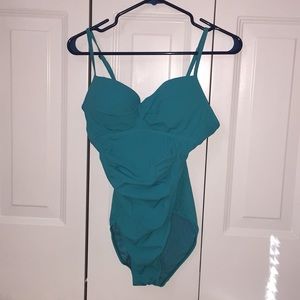 Love Your Assets by Sara Blakely, Spanx swimsuits